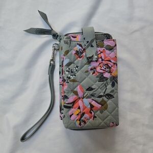 New Vera Bradley Multicolor Floral Rosy Outlook Smartphone RFID Wristlet Wallet